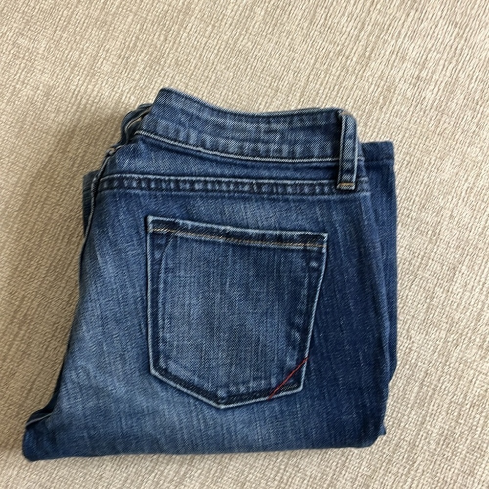 ⭐️ Banana Republic Classic Boot Cut faded Jeans- Size 6 - Picture 9 of 10